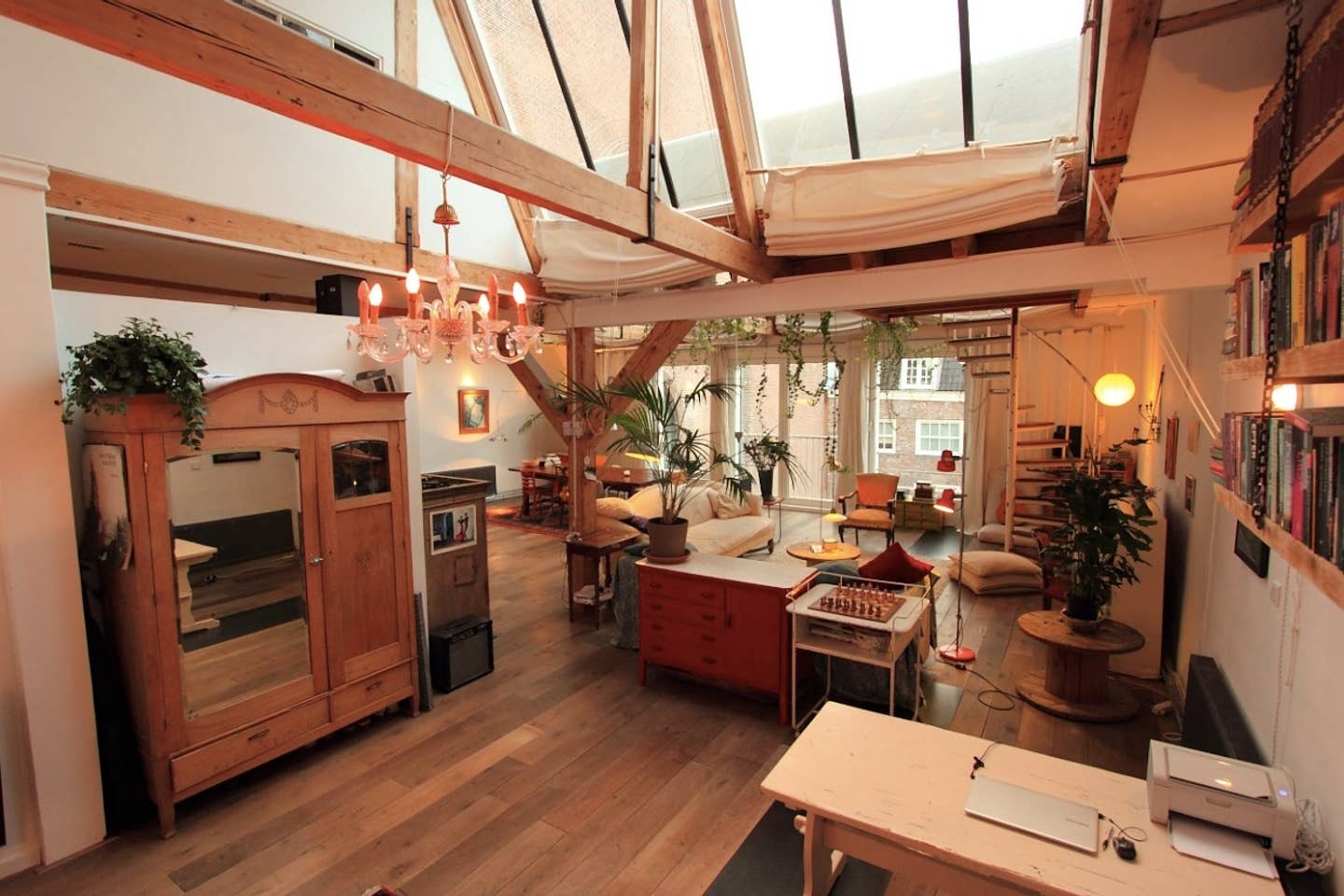 9 of the Coolest Airbnbs in Amsterdam